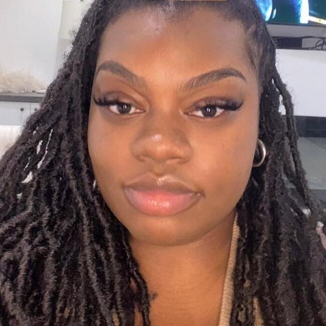 Babysitter in Newcastle Village: Tiffany