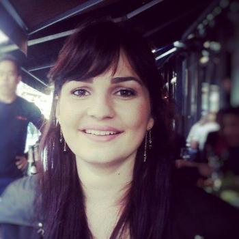 Babysitter in Chevagny-les-Chevrières: Pauline