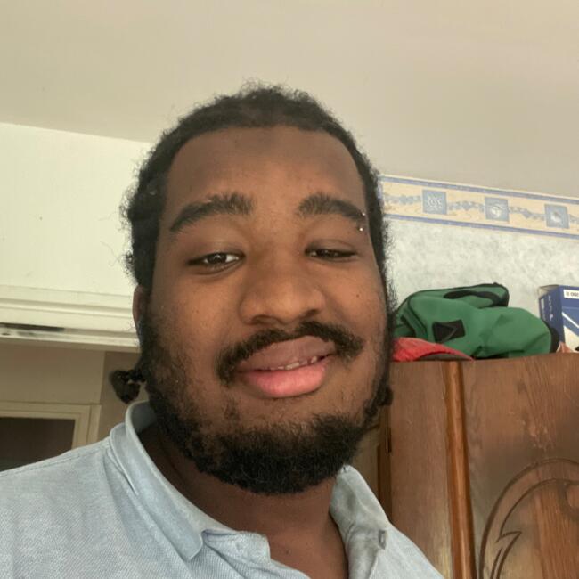 Babysitter in Draveil: Kevin