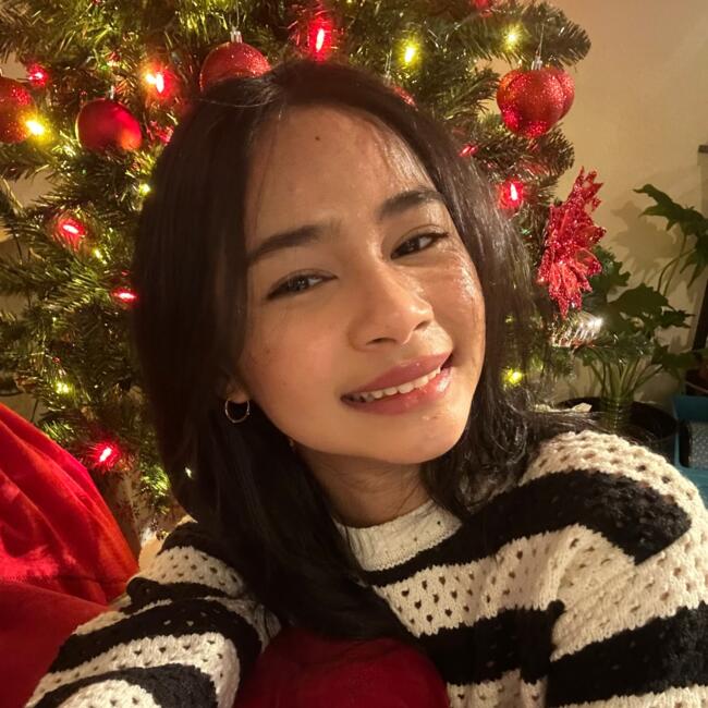 Baby-sitter in Toronto: Lea