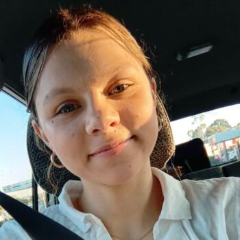 Babysitter in Brisbane: Sienna