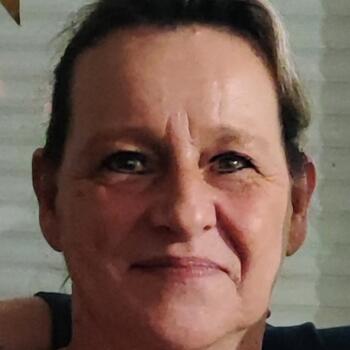 Babysitter in Péronne (Bourgogne-Franche-Comté): Sophie