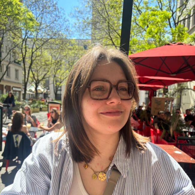 Oppas in Lyon: Leonore