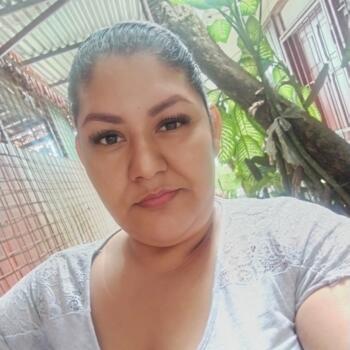 Niñera en Heredia: Francisca