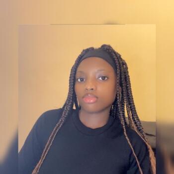 Babysitter in Leeds: Simmy Moyo