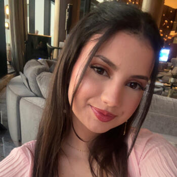 Babysitter in Hagen (Nordrhein-Westfalen): Aya