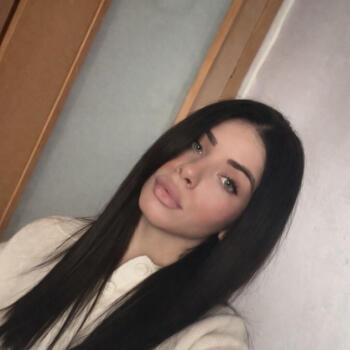 Babysitter in Naples: Titty