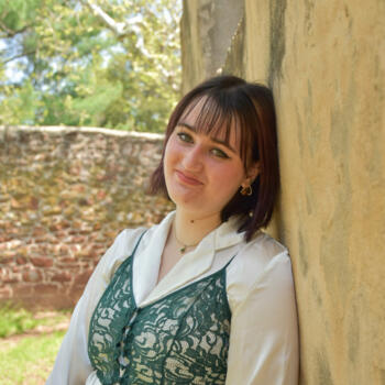 Babysitter in Leesburg: Meg