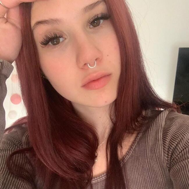 Babysitter in Budapest: Evelin