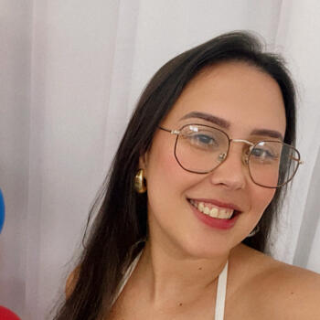 Emprego de babá em Biguaçu: emprego de babá Aline Simara