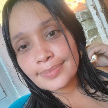 Babysitter in Sabanagrande: Gina