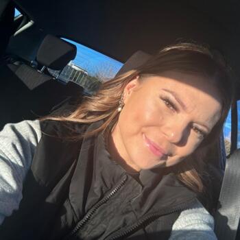 Babysitter Hamilton: Izzy