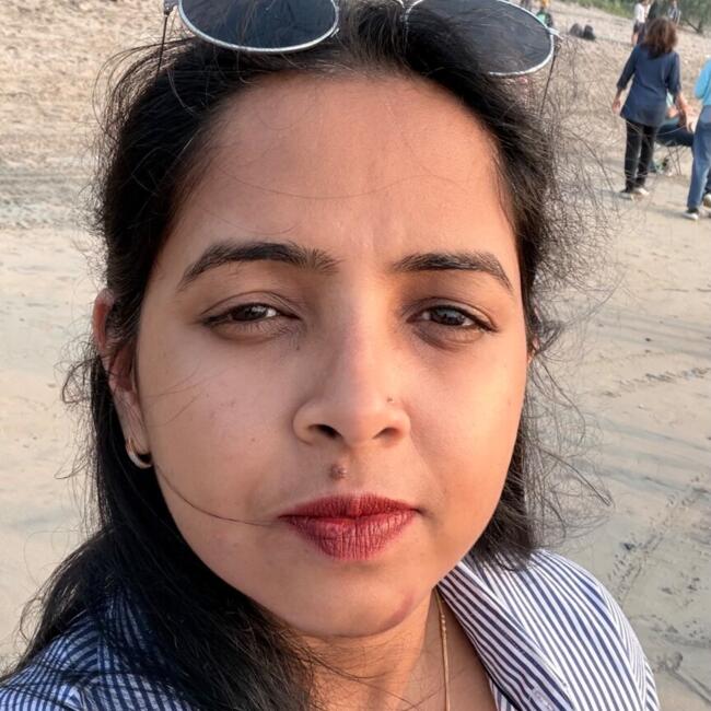 अहमदाबाद में बेबीसिटिंग की नौकरी: Jyoti