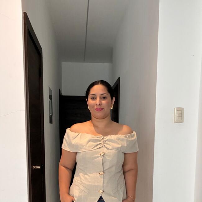 Niñera en Milagro: Erika