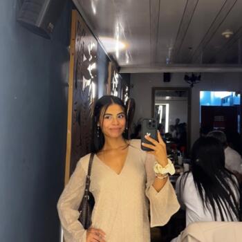 Babysitter in León: Camila