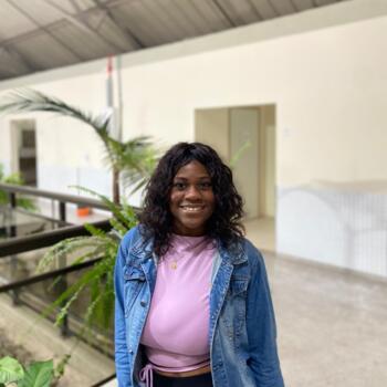 Babysitter in Pelotas: Philomene Audrey