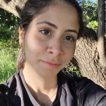 Babysitter in Betim: Daniela