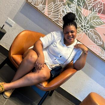 Babysitter Kitchener: Subrenia