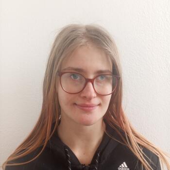 Babysitter in Ústí nad Labem: Sára