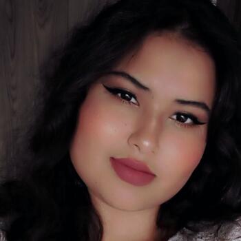 Niñera Cali: Sharon