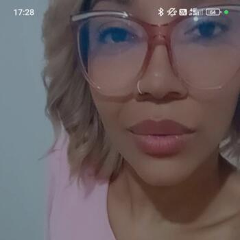 Babysitter in Contagem: Débora