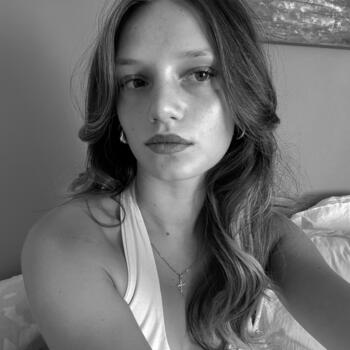 Baby-sitter à Vinassan: Léa