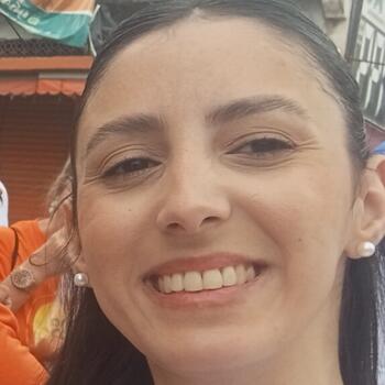Babysitter in São Gonçalo (São Gonçalo): Viviane