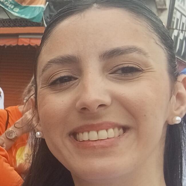 Babysitter in São Gonçalo (São Gonçalo): Viviane