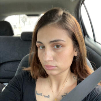 Babysitting job in Essen: babysitting job Menekse