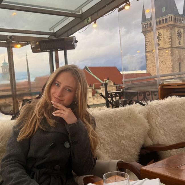 Babysitter in Préverenges: Sophie