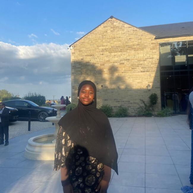 Babysitter in Sint-Niklaas: Mariyam
