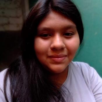 Babysitter in Lima: Lucia