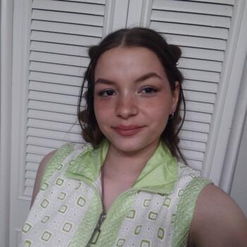 Babysitter in San Antonio: Heather