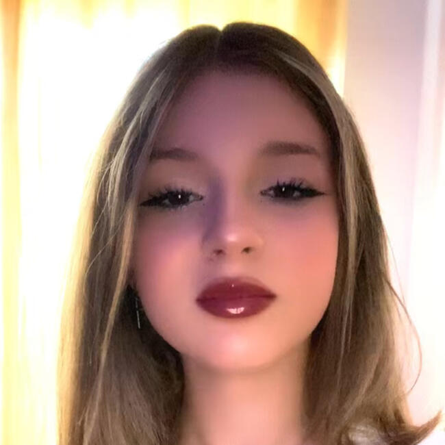 Opiekunka do dziecka w Alvide: Sasha