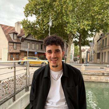 Babysitter in Châlons-en-Champagne: Matthieu