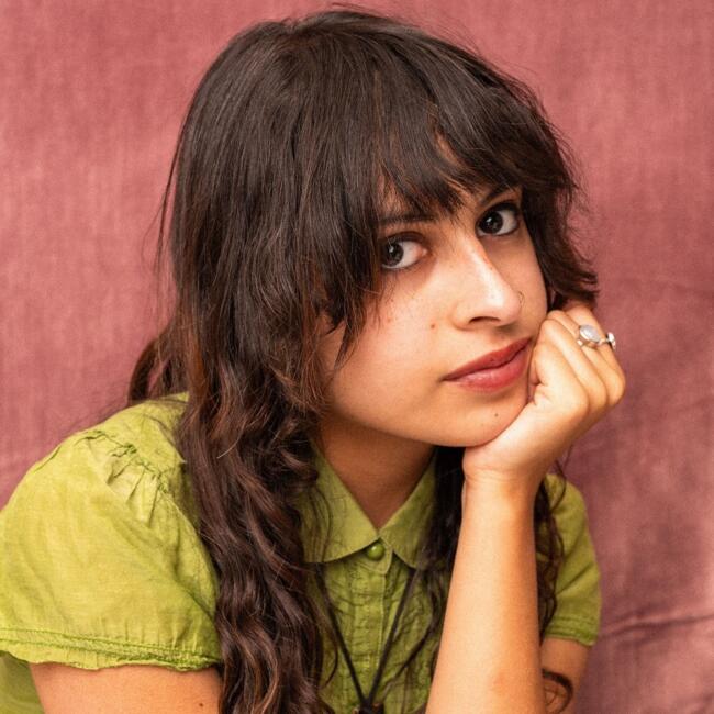 Babysitter in Los Angeles: Alanis