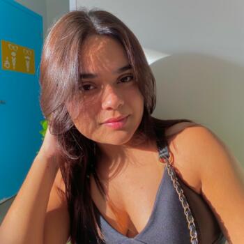 Babysitter in Santos: Joyce