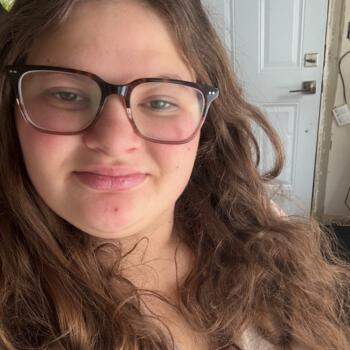 Babysitter in Port Perry: Emma