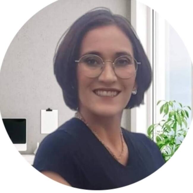 Babysitter in Jundiaí: Fernanda