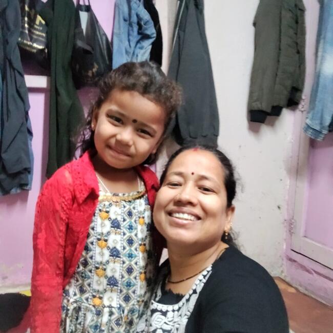 पिंपरी-चिंचवड में बेबीसिटर: Durga bam