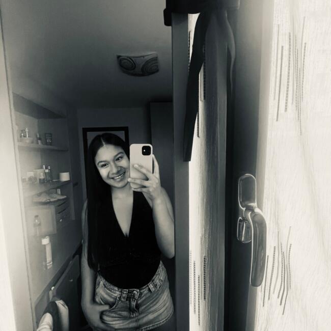 Canguro en Vitoria: Ximena Valesca