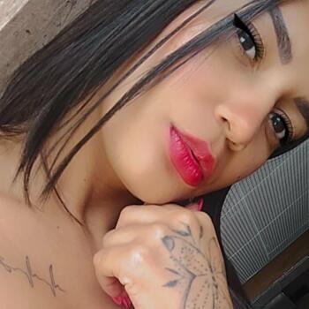Emprego de babá em Uberlândia: emprego de babá Beatriz