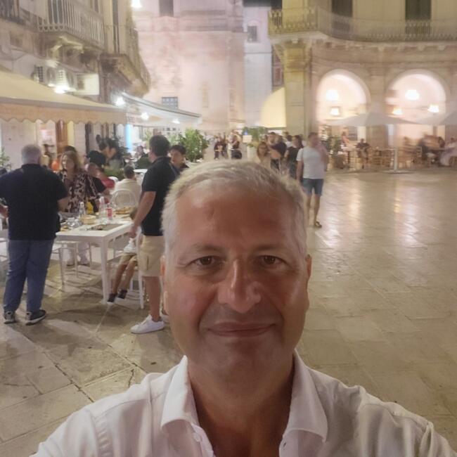 Lavoro per babysitter a Roma: Vito