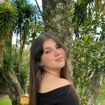 Babá em Curitiba: Isabella