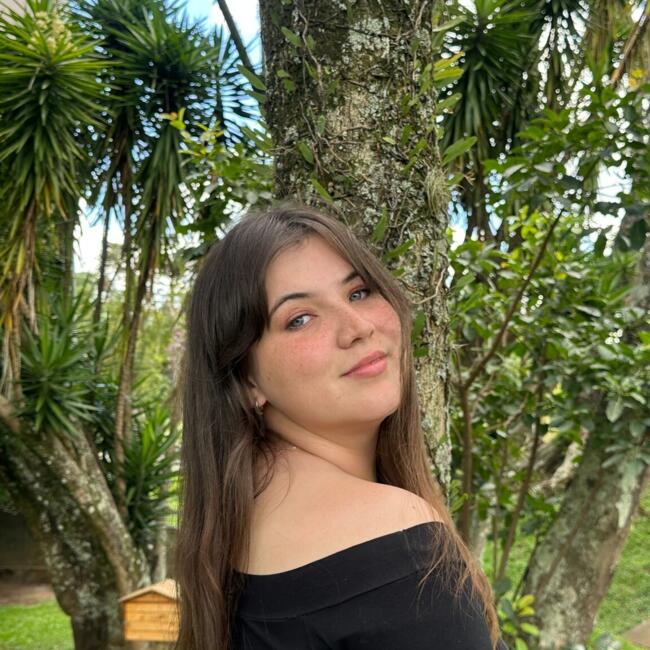 Babysitter in Curitiba: Isabella