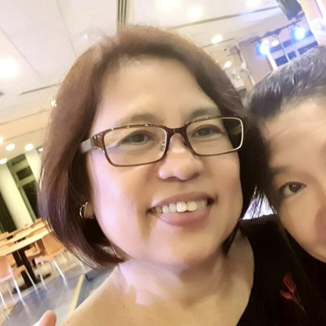 Babysitter in Singapore: Jasmine