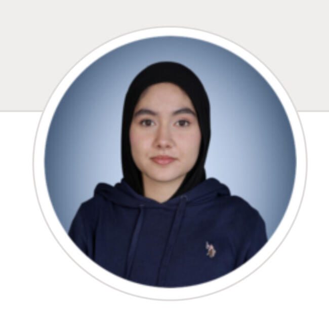 Babysitter in London: Sama