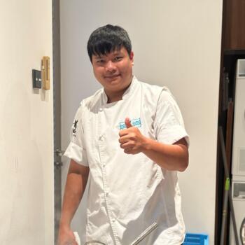 Babysitting job in Taman Bukit Skudai: babysitting job Wenfei