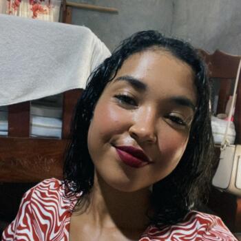 Niñera en David: Julianne