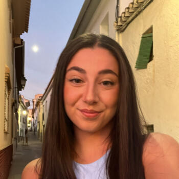 Babysitter in Zubia (Andalucía): Candela